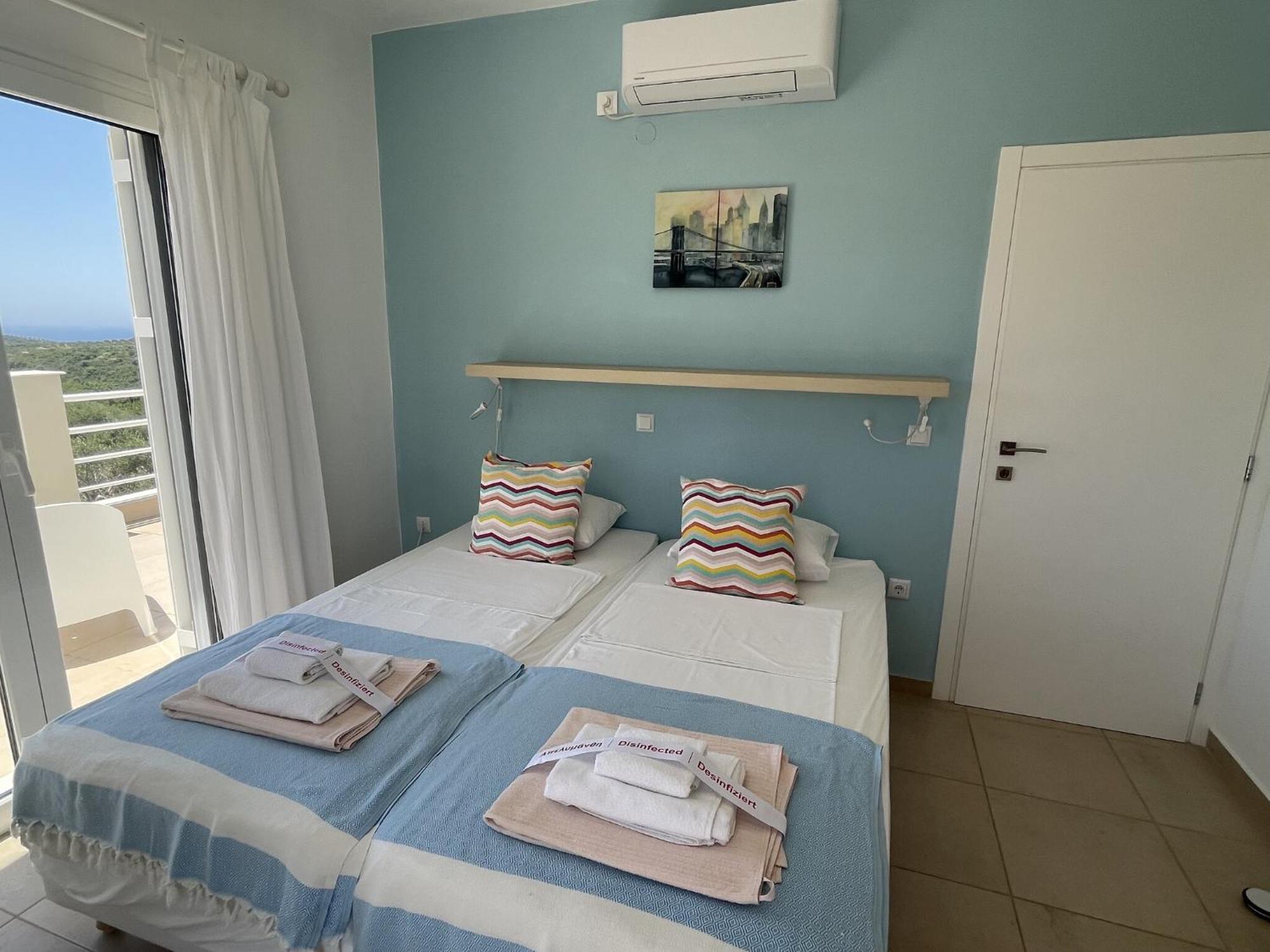 Luxurious Villa In Peloponnese With Swimming Pool Kamária Eksteriør billede