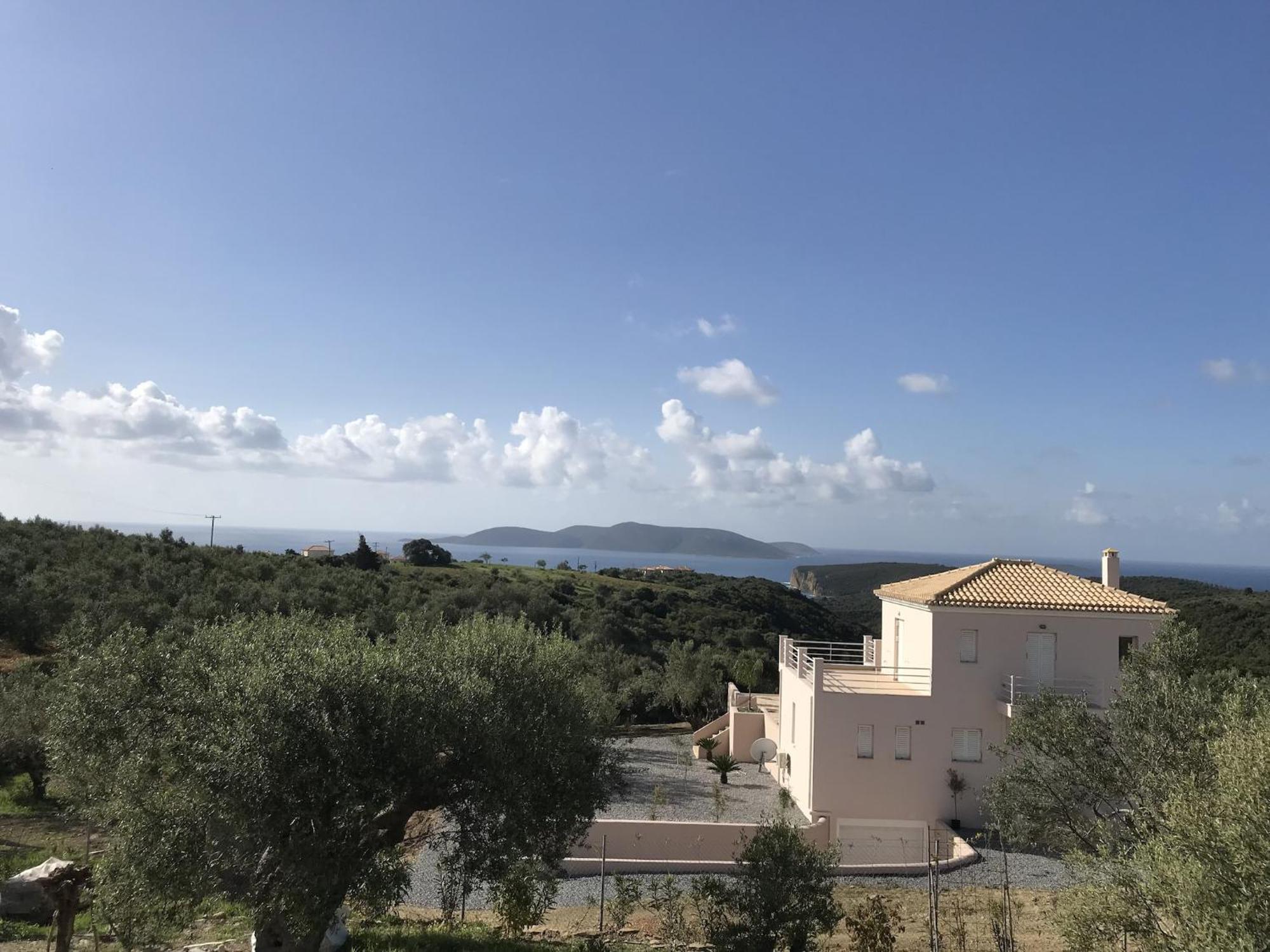 Luxurious Villa In Peloponnese With Swimming Pool Kamária Eksteriør billede
