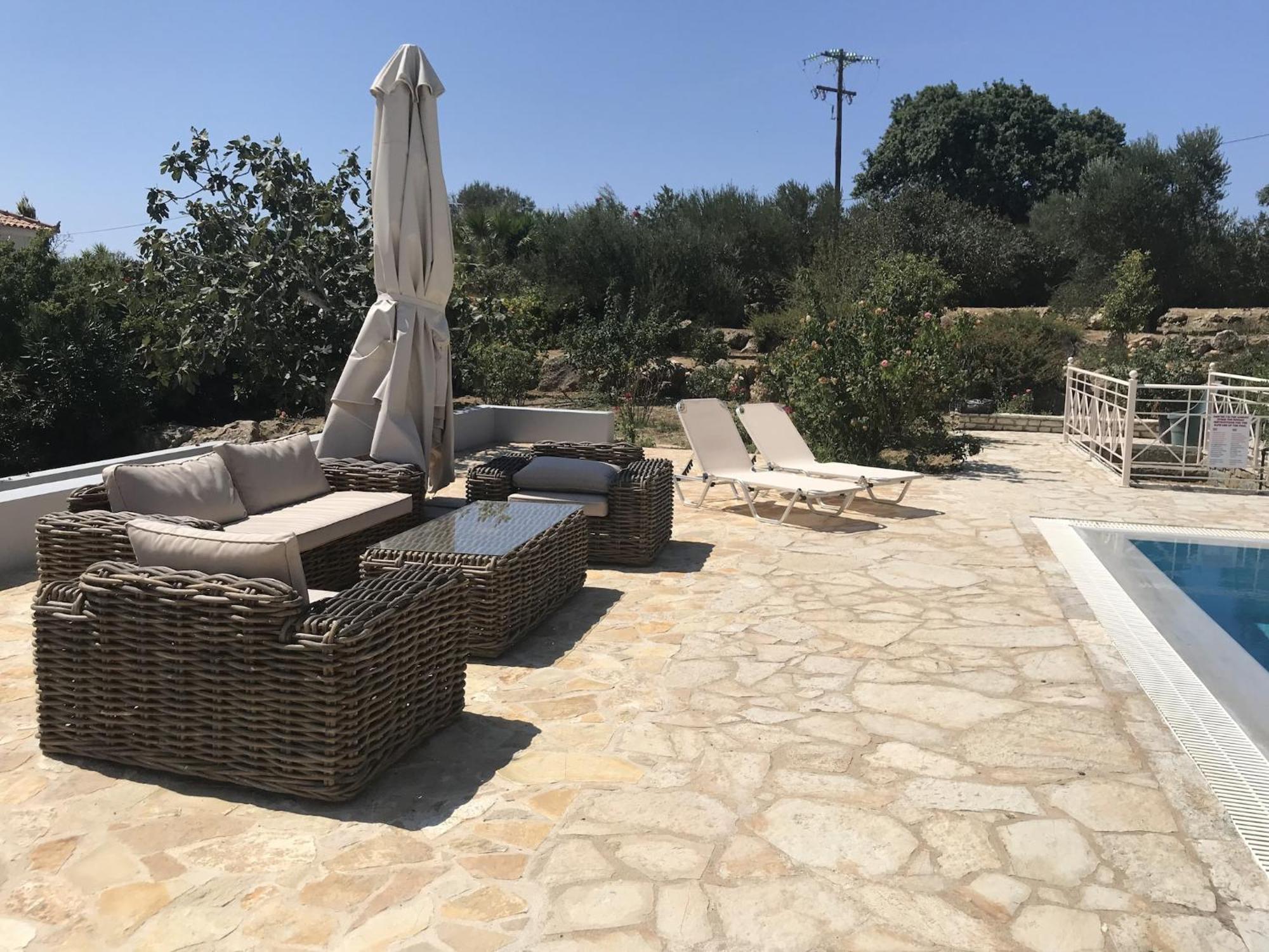 Luxurious Villa In Peloponnese With Swimming Pool Kamária Eksteriør billede